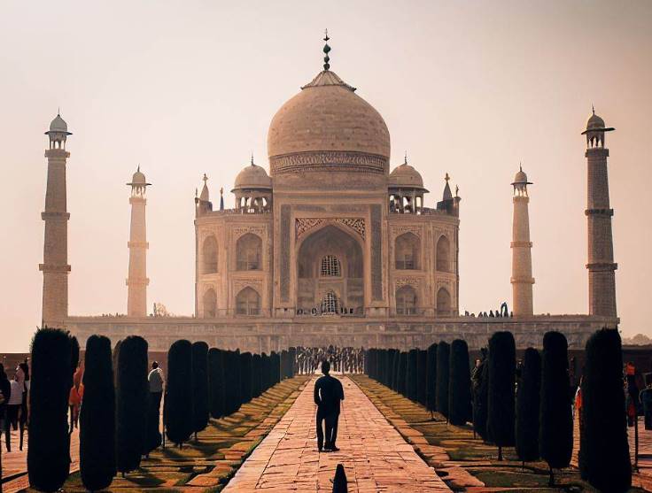 Taj Mahal Agra weekend getaways from Delhi