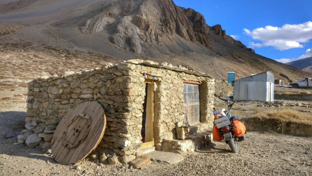 Sarchu Hut and stays for Ladakh road trip