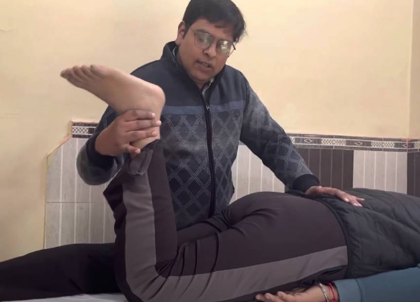 Ravi Kumar Srivastava Physiotherapist in East Delhi